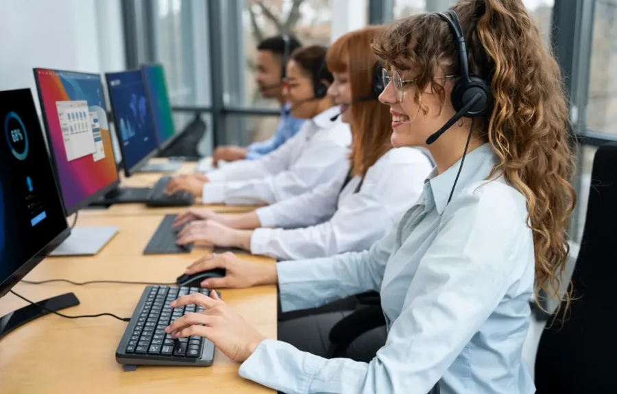 people-working-call-center-1-